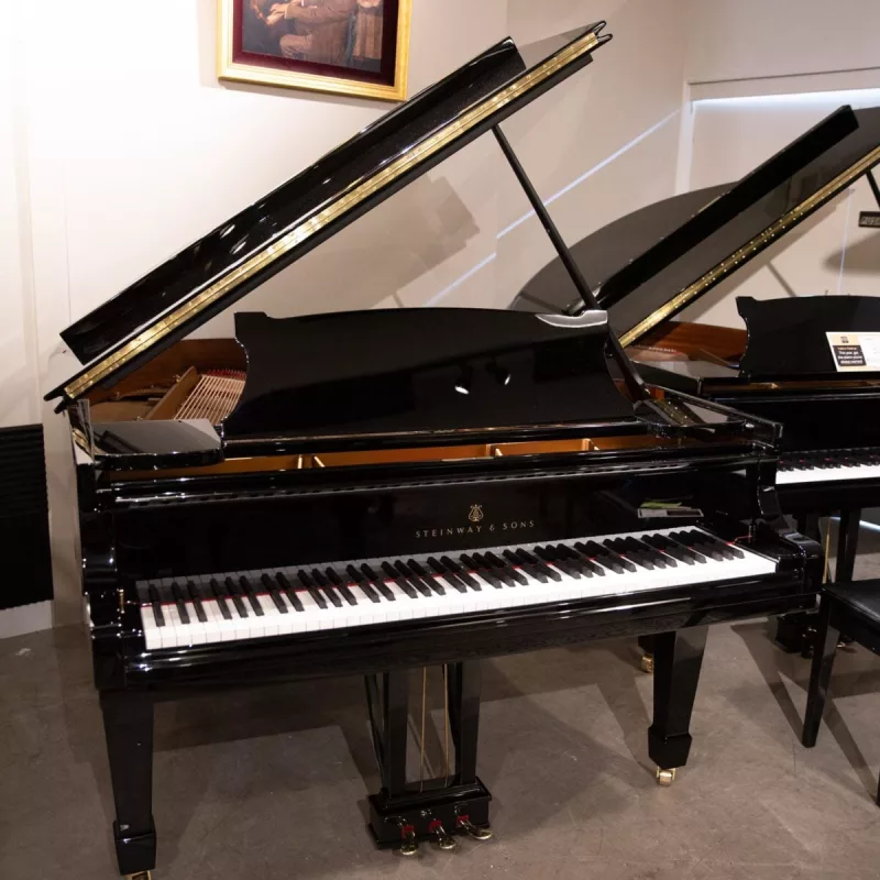 Chọn Mua Piano Cho Người Học Jazz: Yếu Tố Quan Trọng & Gợi Ý Model