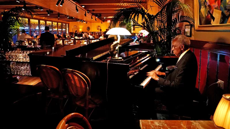 Đánh Giá Piano Yamaha U Series: U1, U2, U3 - Dòng Nào Tốt Nhất?