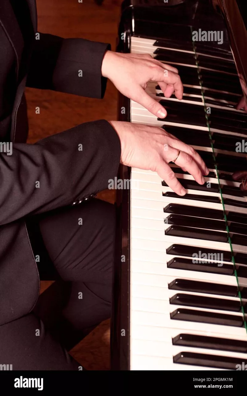 Đàn piano chất lượng cao