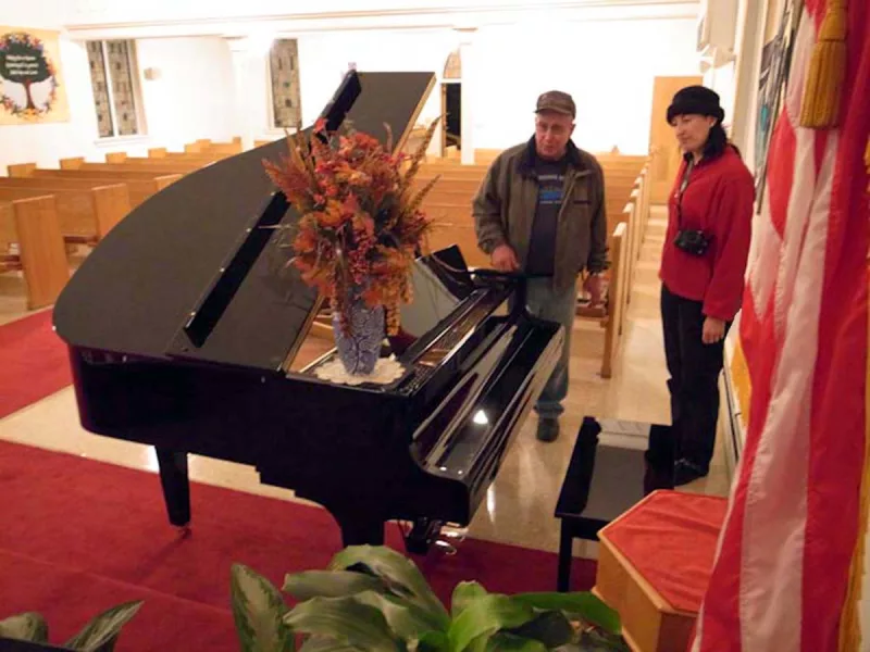 Kỹ Thuật 'Brush Strokes' Trên Piano: Tạo Hiệu Ứng Gõ Nhịp Độc Đáo