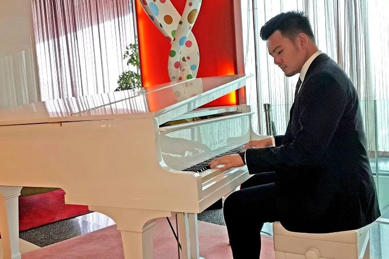 Kỹ Thuật 'Polytonality' Trên Piano: Tạo Bản Nhạc Đa Âm Sắc