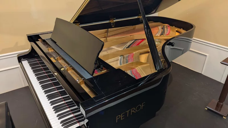 Giải Mã Kỹ Thuật 'Swing Feel' Trong Piano: Bí Quyết Tạo Groove Jazz