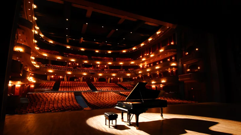 'Parallel Harmony' Trên Piano: Tạo Dòng Hòa Âm Di Chuyển Song Song