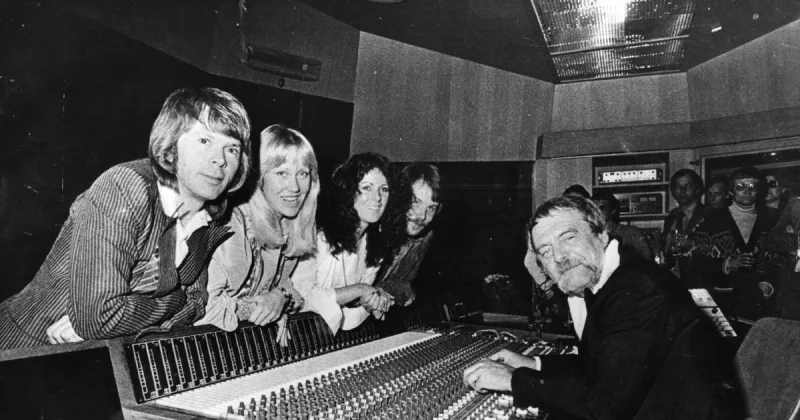 Đàn piano chất lượng cao