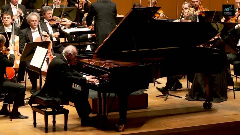 Đàn piano chất lượng cao