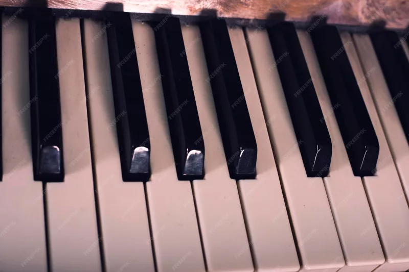 Thủ Thuật Tạo Âm Thanh Piano 'Tape Saturation' Với Plugin VST